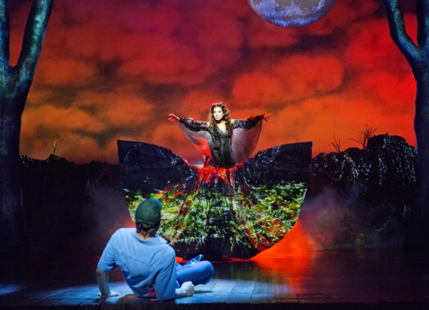 Photo Flash: First Look at Norbert Leo Butz, Kate Baldwin & More in BIG FISH on Broadway!  Image