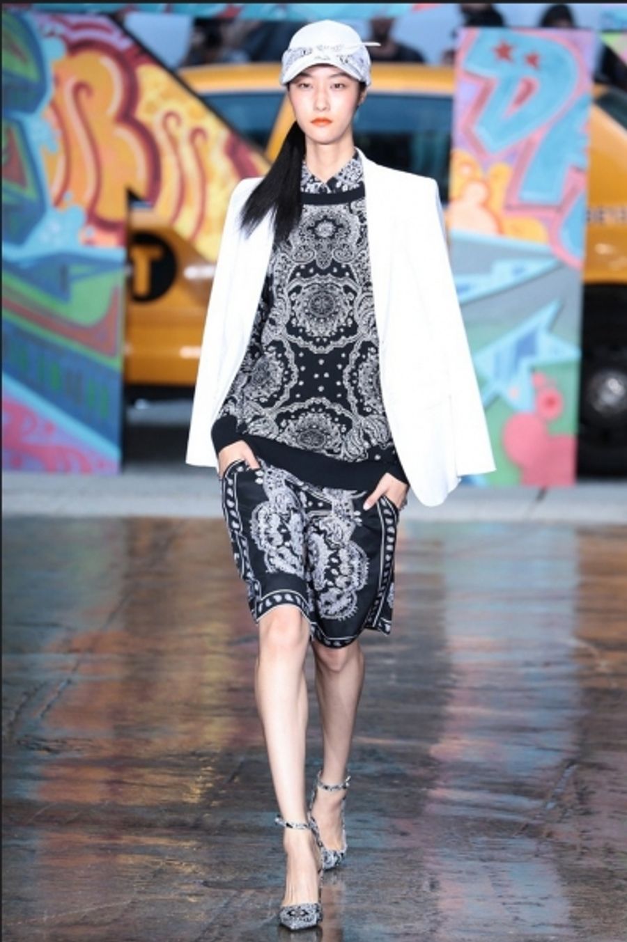 Photo Coverage: DKNY S/S 2014 Collection Preview! Image