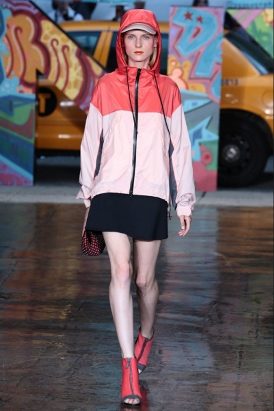 Photo Coverage: DKNY S/S 2014 Collection Preview! Image
