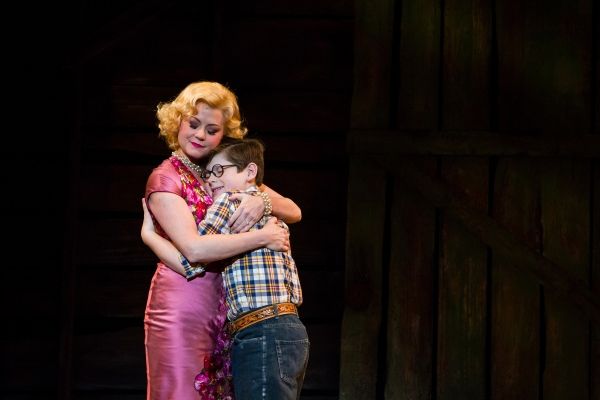 Kendra Kassebaum and Johnny Rabe Photo