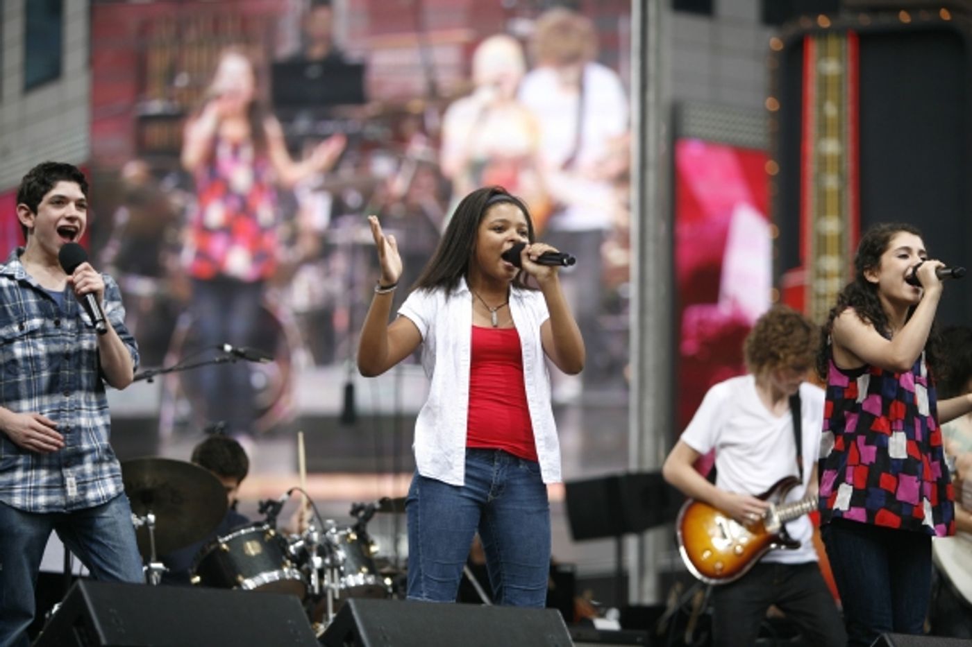 Photo Flashback: Ariana Grande on Broadway! Image