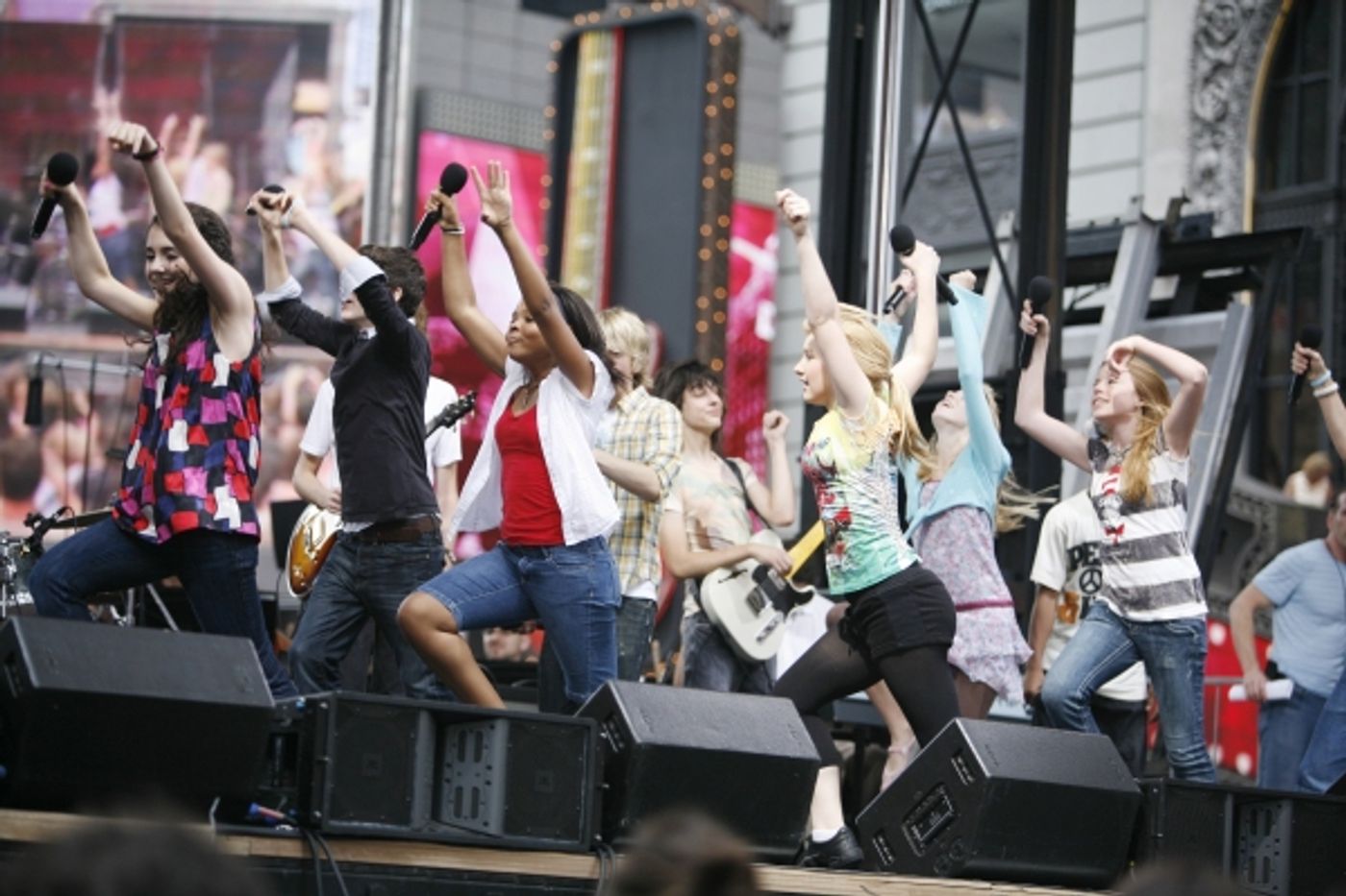 Photo Flashback: Ariana Grande on Broadway! Image