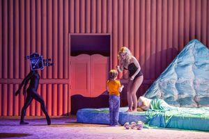 Sarah Joy Miller as Anna Nicole Smith and Griffin Reese @ BroadwayWorld Sarah Joy Miller as Anna Nicole Smith and Griffin Reese Photo