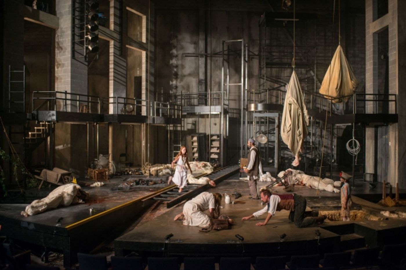 Photo Flash: First Look at Steppenwolf's THE WHEEL  Image