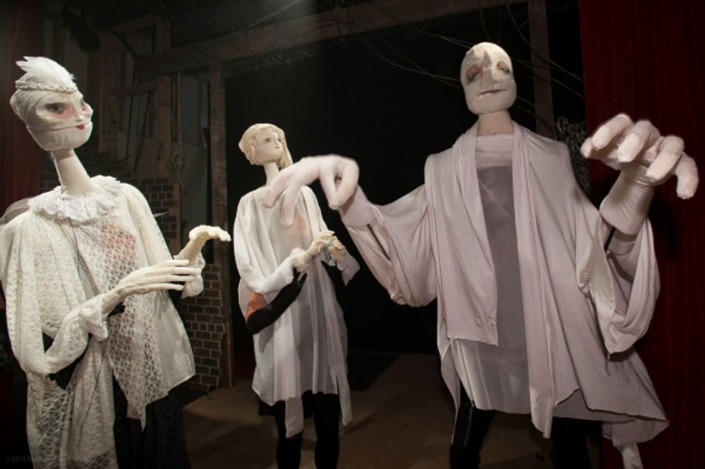 Photo Flash: Sneak Peek at THE DEAD DREAM MACHINE at La Luz  Image