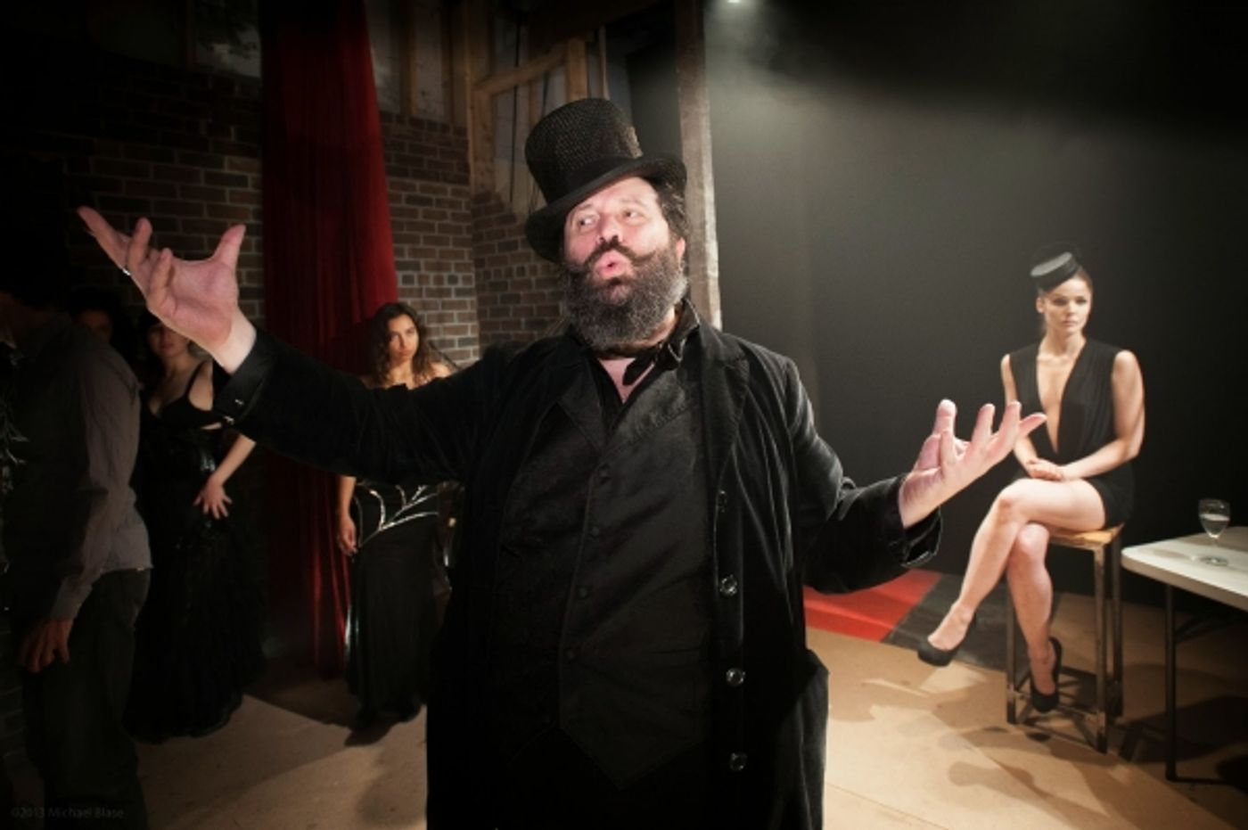 Photo Flash: Sneak Peek at THE DEAD DREAM MACHINE at La Luz  Image