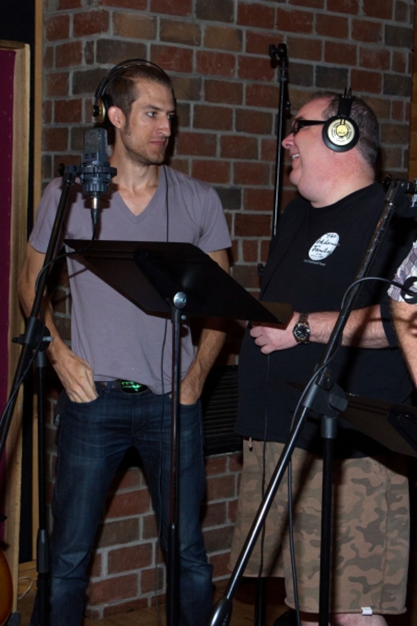 Exclusive Photo Coverage: Zachary Levi & FIRST DATE Cast Tell It on the Mountain for Carols for a Cure  Image