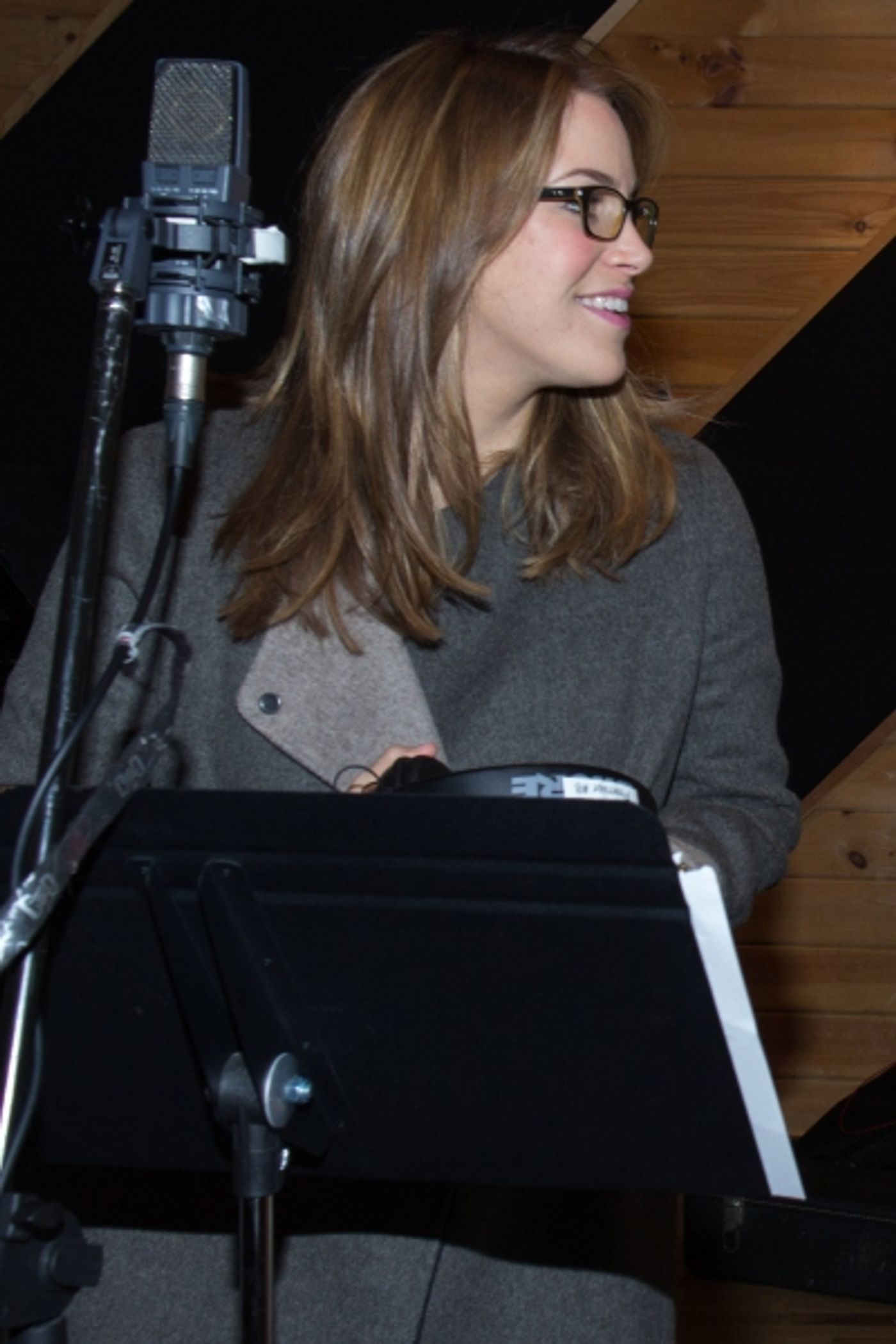 Exclusive Photo Coverage: Zachary Levi & FIRST DATE Cast Tell It on the Mountain for Carols for a Cure  Image