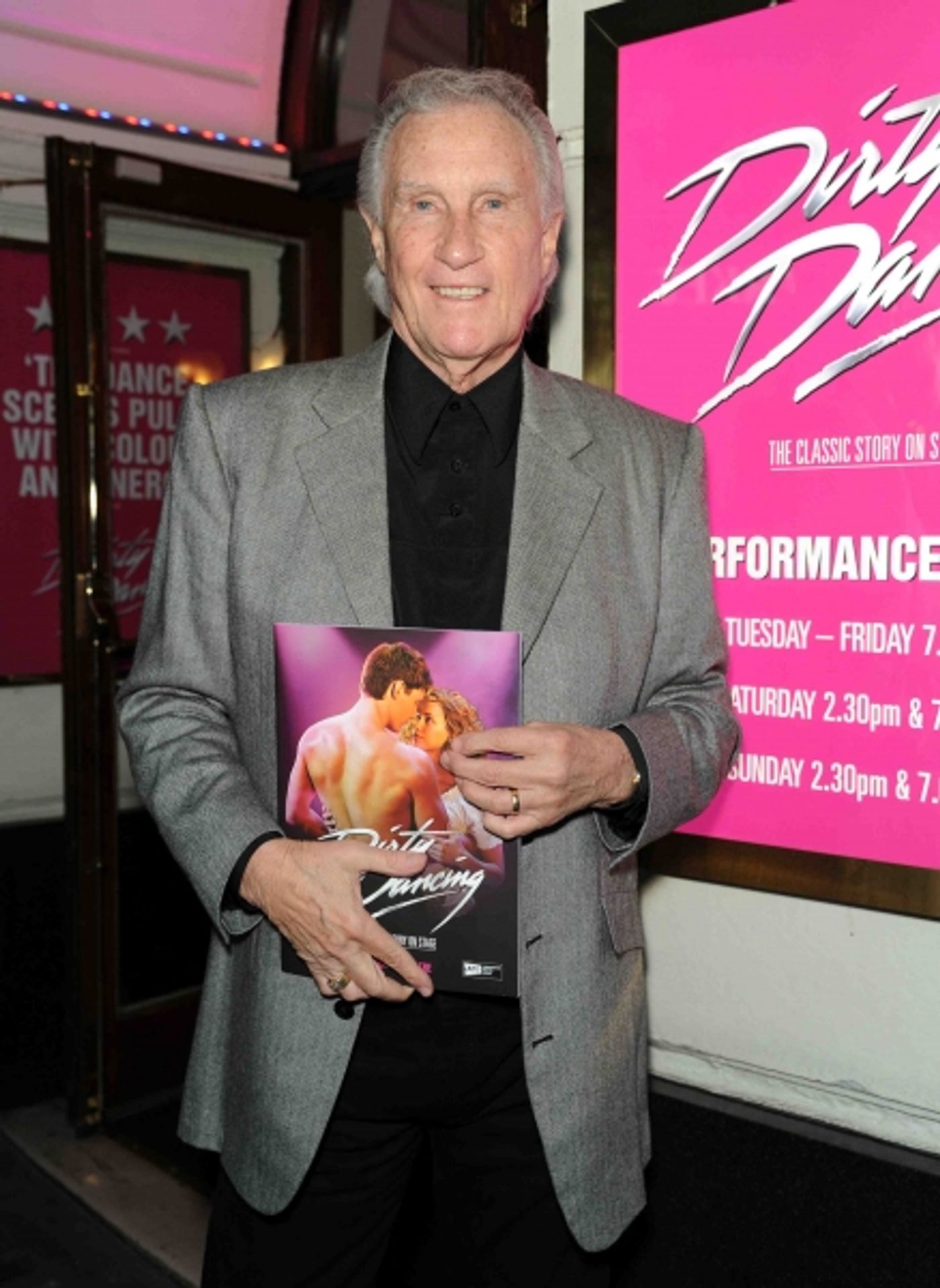Photo Flash: Singer Bill Medley Has the 'Time of His Life' at DIRTY DANCING Image