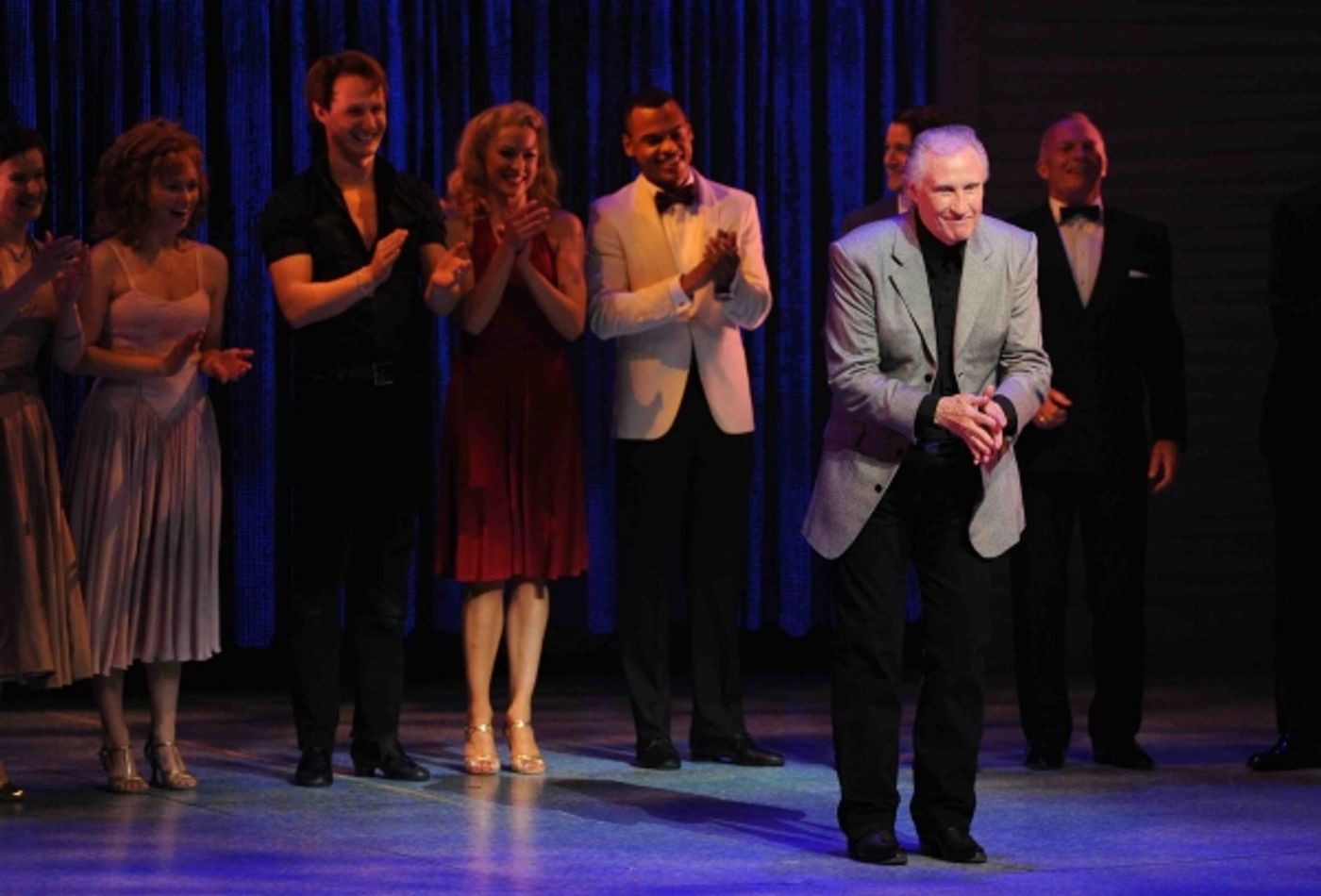 Photo Flash: Singer Bill Medley Has the 'Time of His Life' at DIRTY DANCING Image