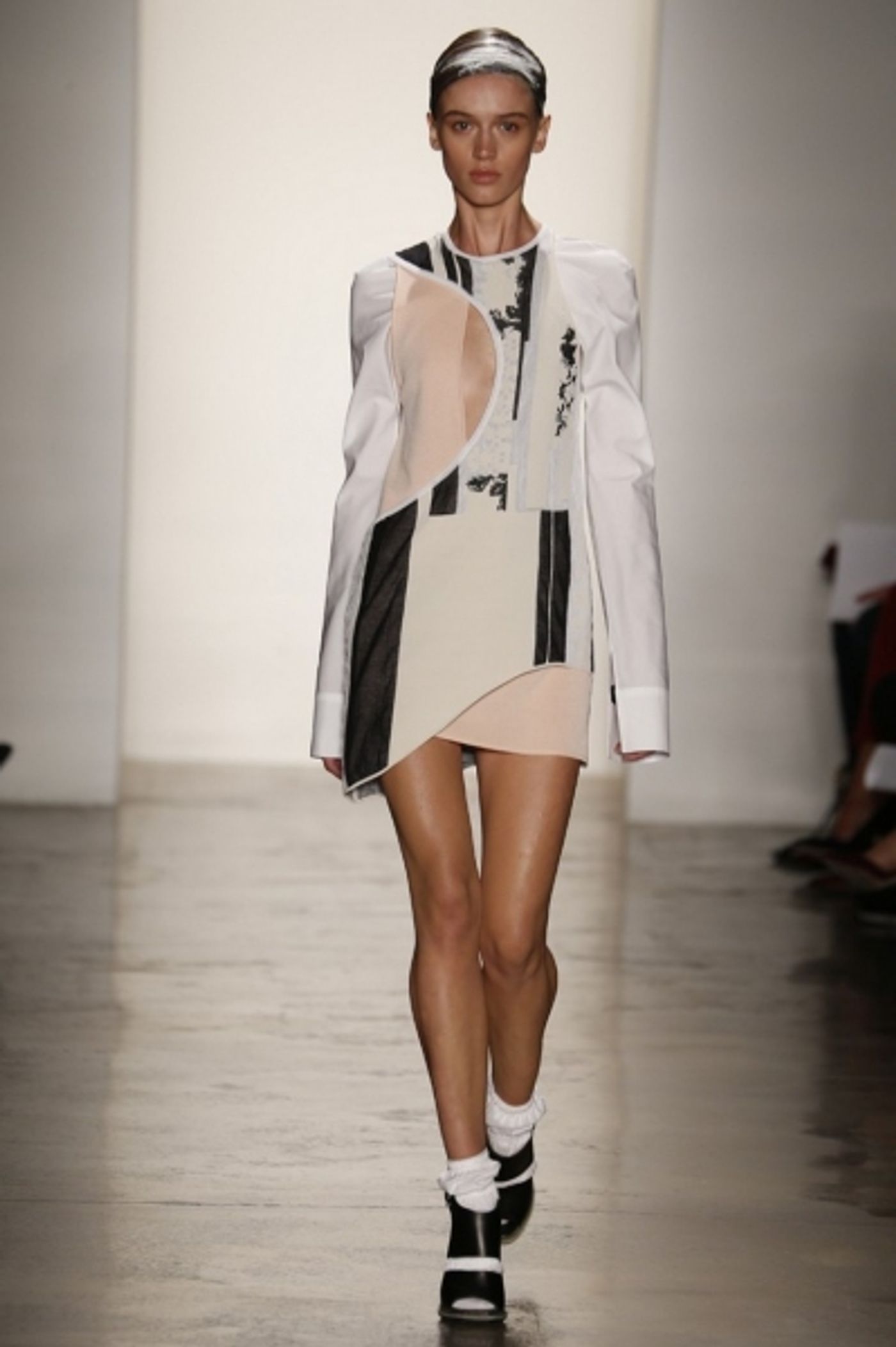 Photo Coverage: Louise Goldin S/S 2014 Collection Preview! Image
