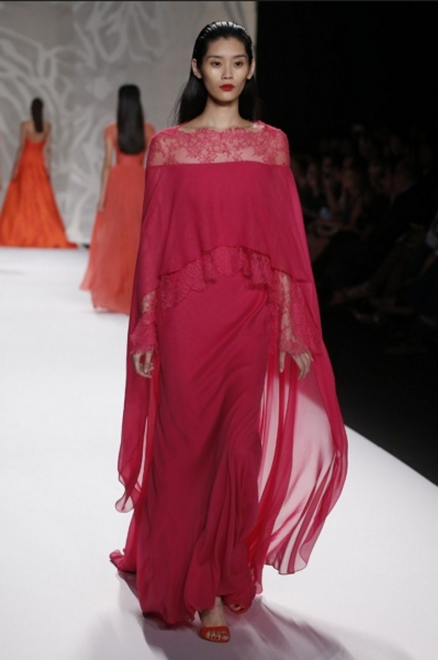 Photo Coverage: Monique Lhuillier S/S 2014 Collection Preview!  Image
