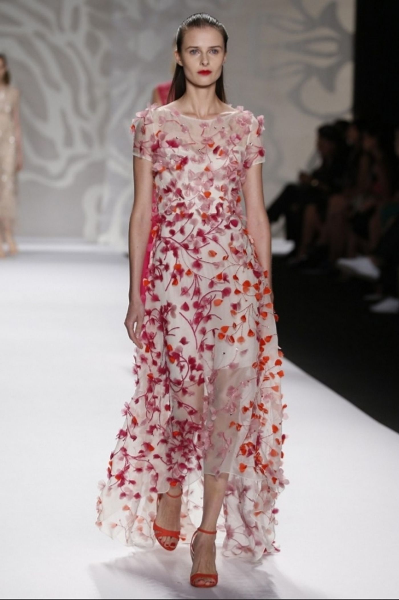 Photo Coverage: Monique Lhuillier S/S 2014 Collection Preview!  Image
