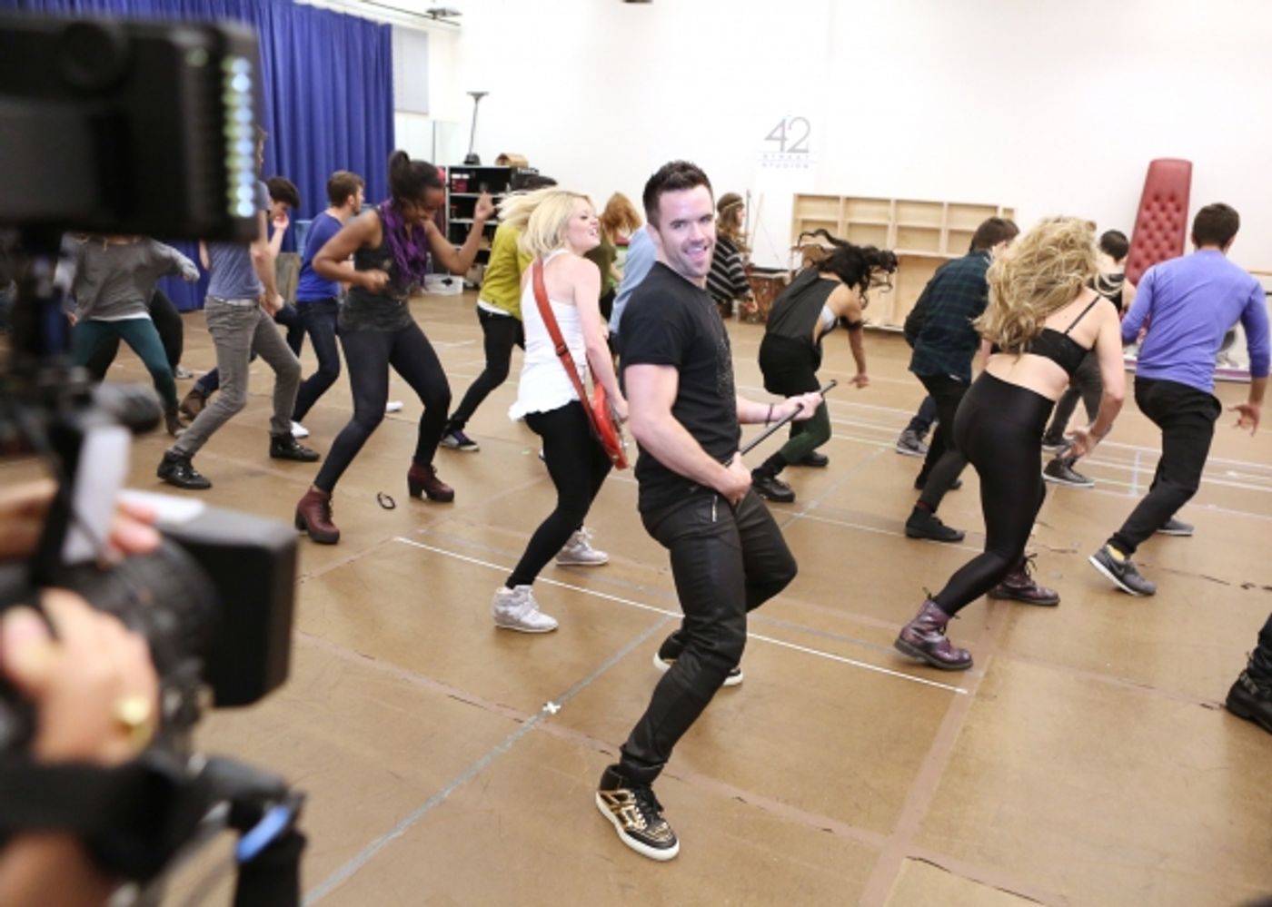 Photo Coverage: WE WILL ROCK YOU National Tour Cast Channels Queen for Performance Preview!  Image