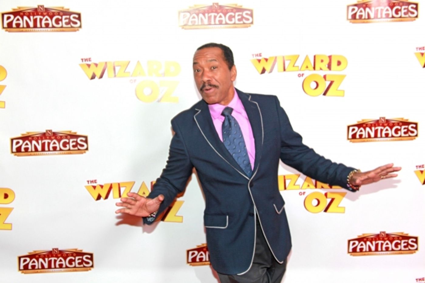 Photo Flash: THE WIZARD OF OZ Celebrates Opening at the Pantages Image