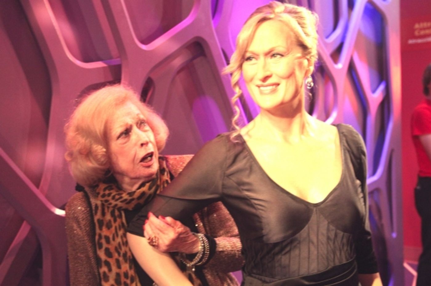 Photo Flash: THE WIZARD OF OZ Celebrates Opening at the Pantages Image