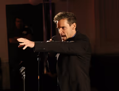 Hugh Panaro  Photo