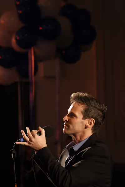 Hugh Panaro Photo