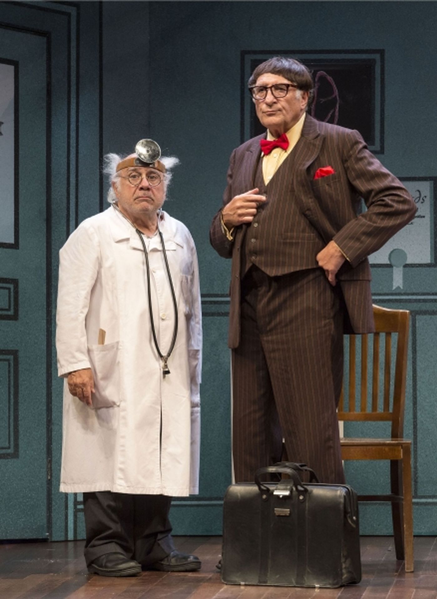 Photo Flash: First Look at Danny DeVito, Judd Hirsch and Justin Bartha in THE SUNSHINE BOYS at the Ahmanson Image