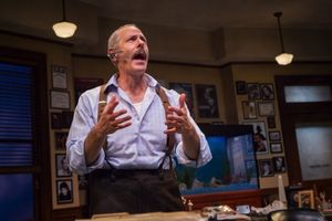 Michael Mendelson  Photo