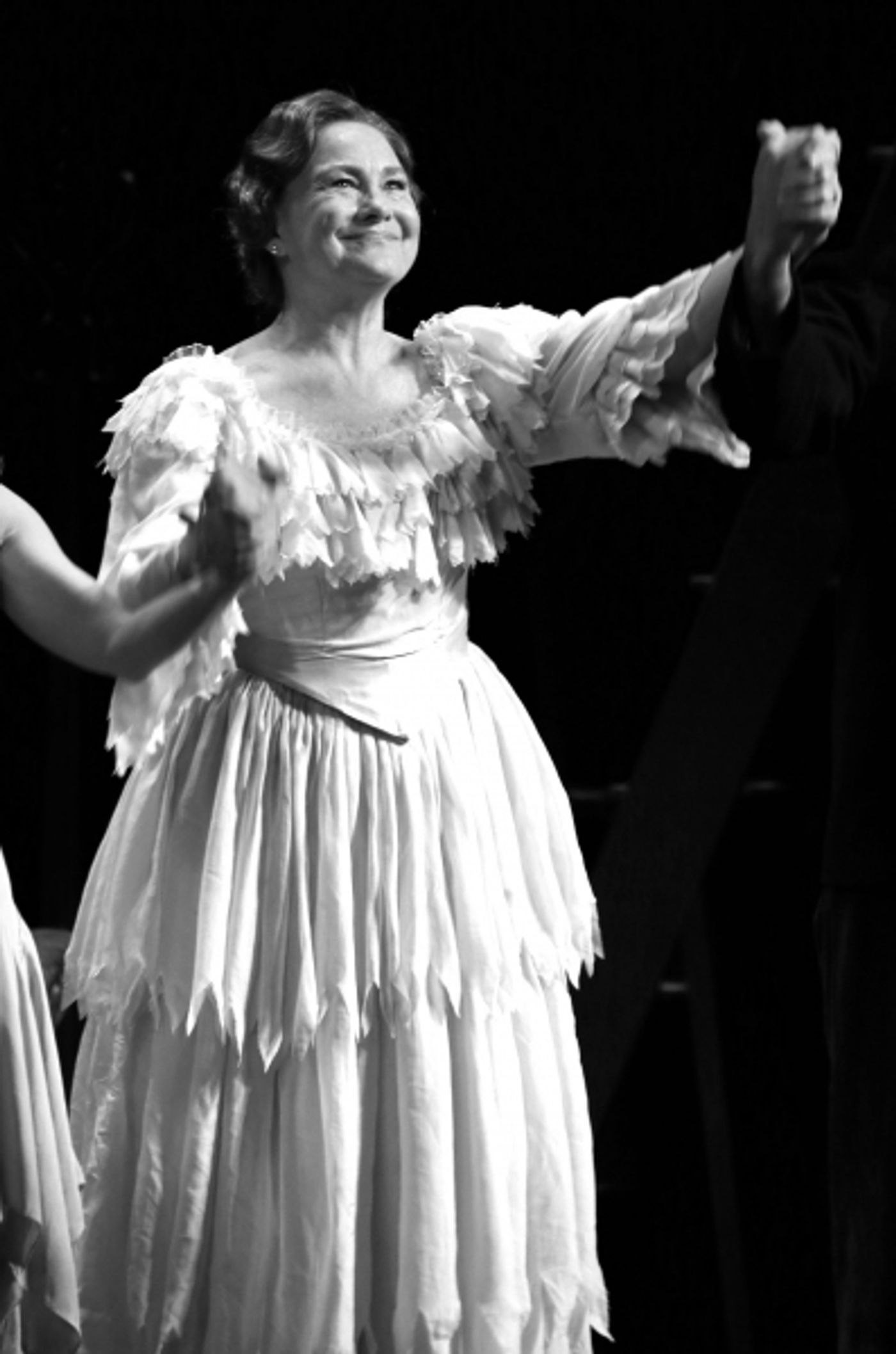 Photo Coverage: THE GLASS MENAGERIE Opening Night Curtain Call Image