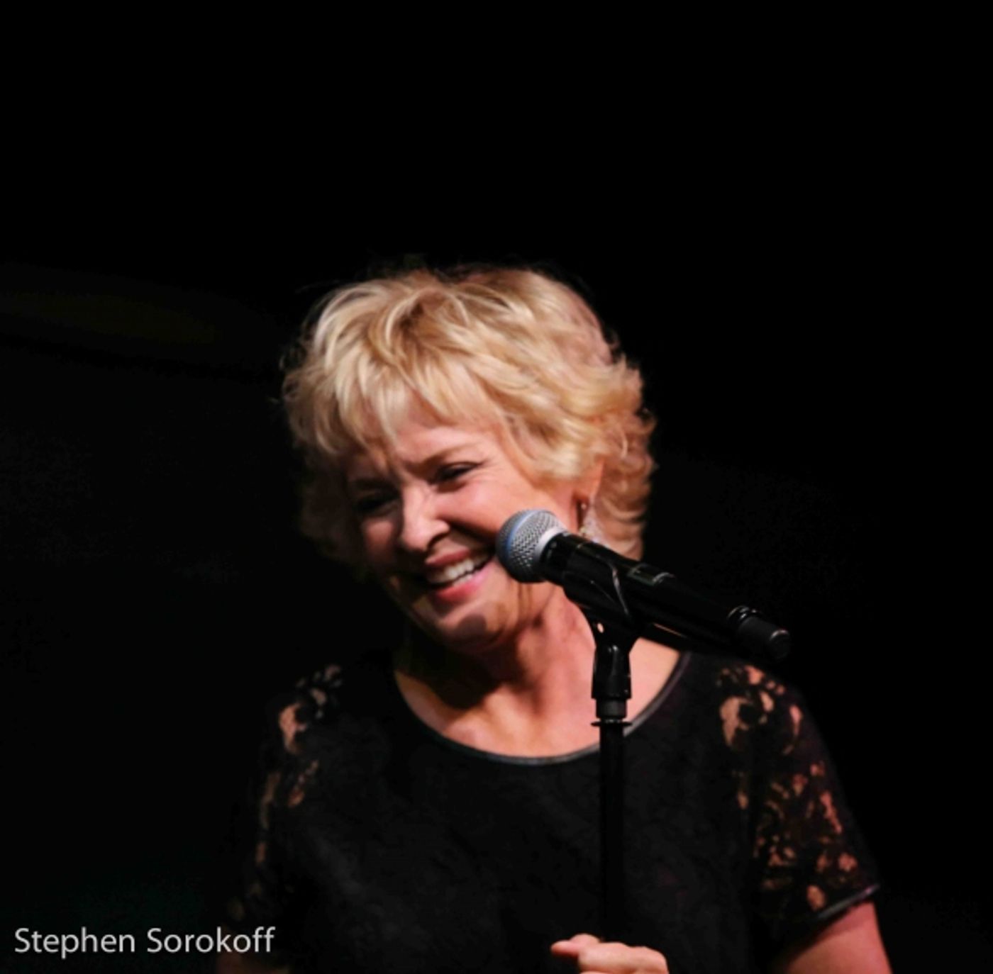 Photo Coverage: Christine Ebersole Steps in for Sutton Foster at Cafe Carlyle; Performances Continue Through 9/28  Image