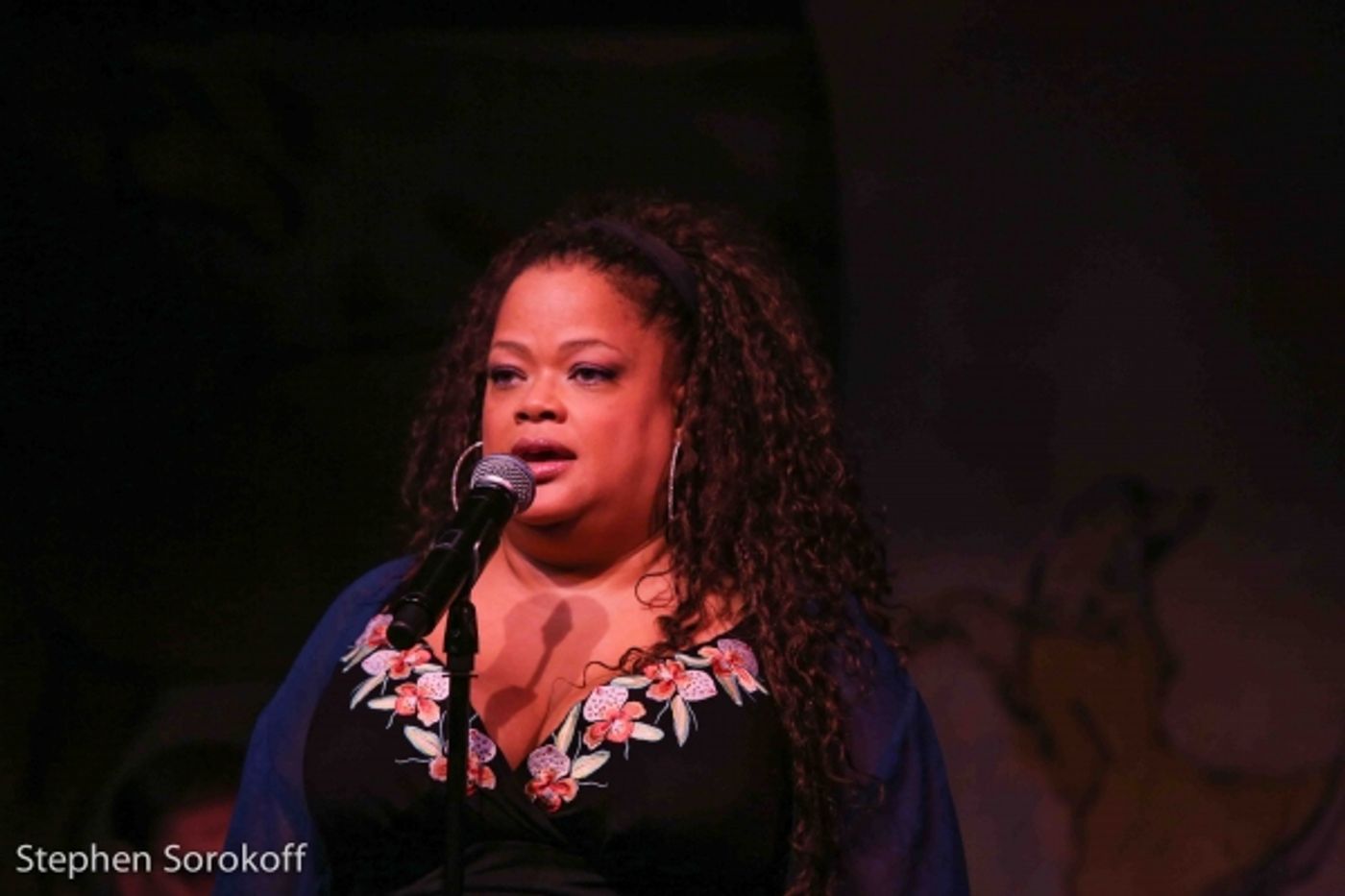 Photo Coverage: Natalie Douglas Plays Late Night Cafe Carlyle  Image