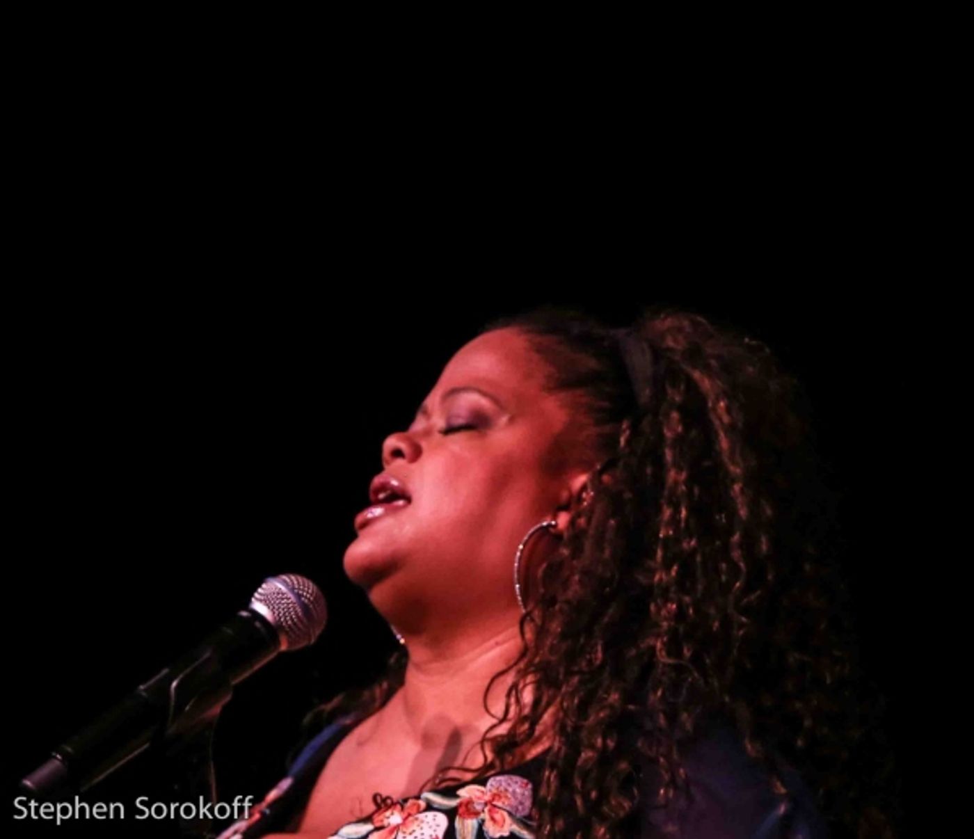 Photo Coverage: Natalie Douglas Plays Late Night Cafe Carlyle  Image