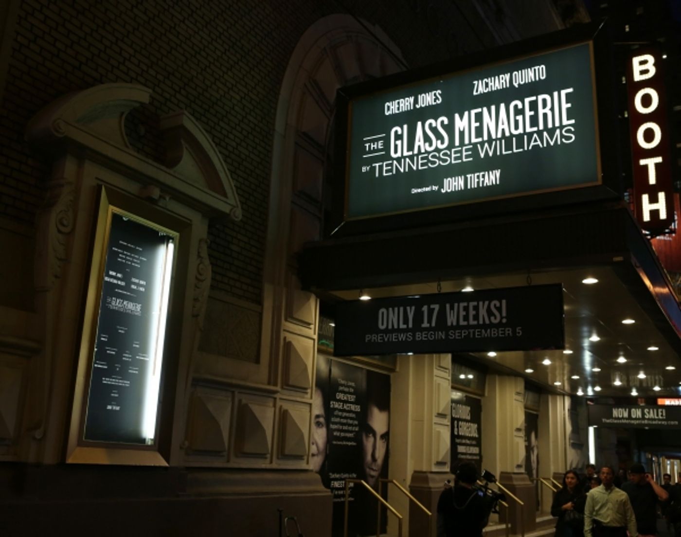 Photo Coverage: Opening Night Arrivals for THE GLASS MENAGERIE  Image