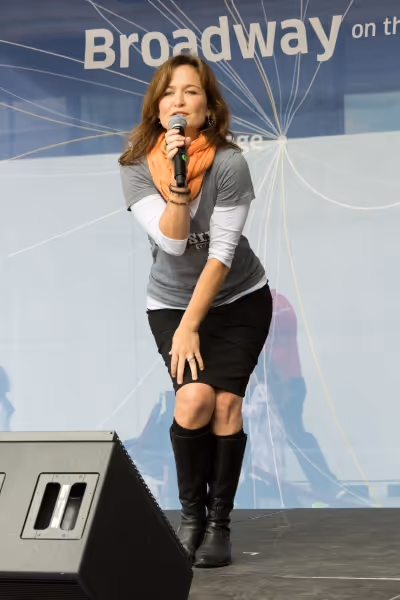 Julie Foldesi Photo