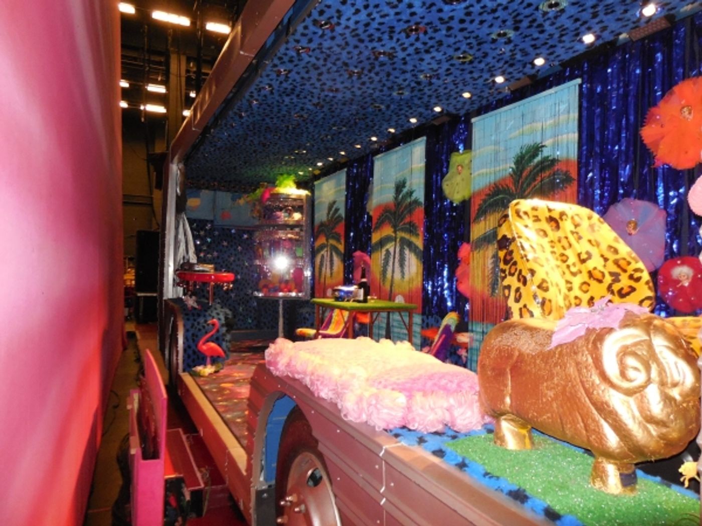 Photo Flash: First Looks at PRISCILLA, QUEEN OF THE DESERT: THE MUSICAL Tour Stop at TUTS Image