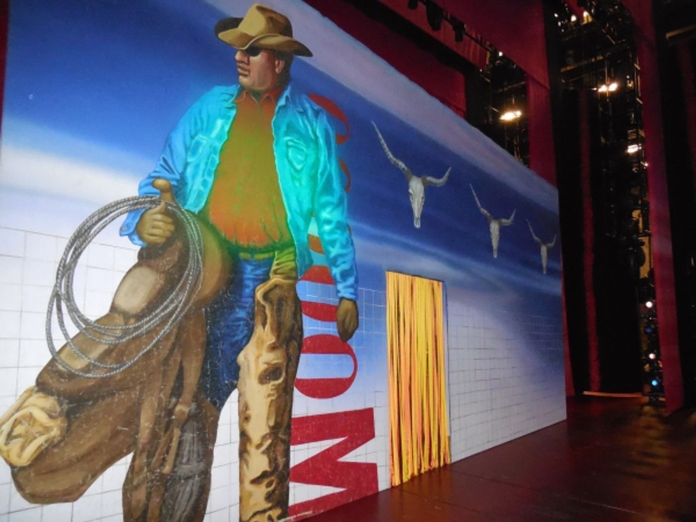 Photo Flash: First Looks at PRISCILLA, QUEEN OF THE DESERT: THE MUSICAL Tour Stop at TUTS Image