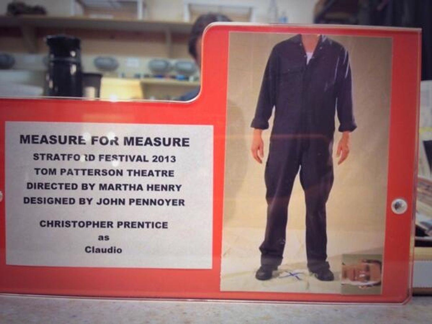 Photo Flash: Saturday Intermission Pics, September 28 - Part 2 - EVITA's Caroline Bowman Prepares for the Casa Rosado; Plus WICKED, JUNGLE BOOK & More!  Image