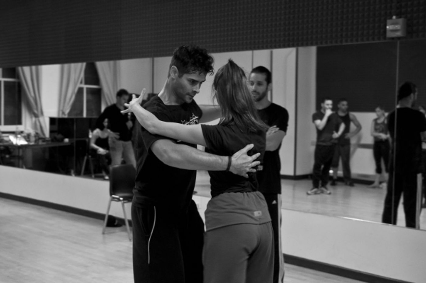 Photo Flash: In Rehearsal with Luis Salgado & LATIN QUARTER SHOW Dancers  Image