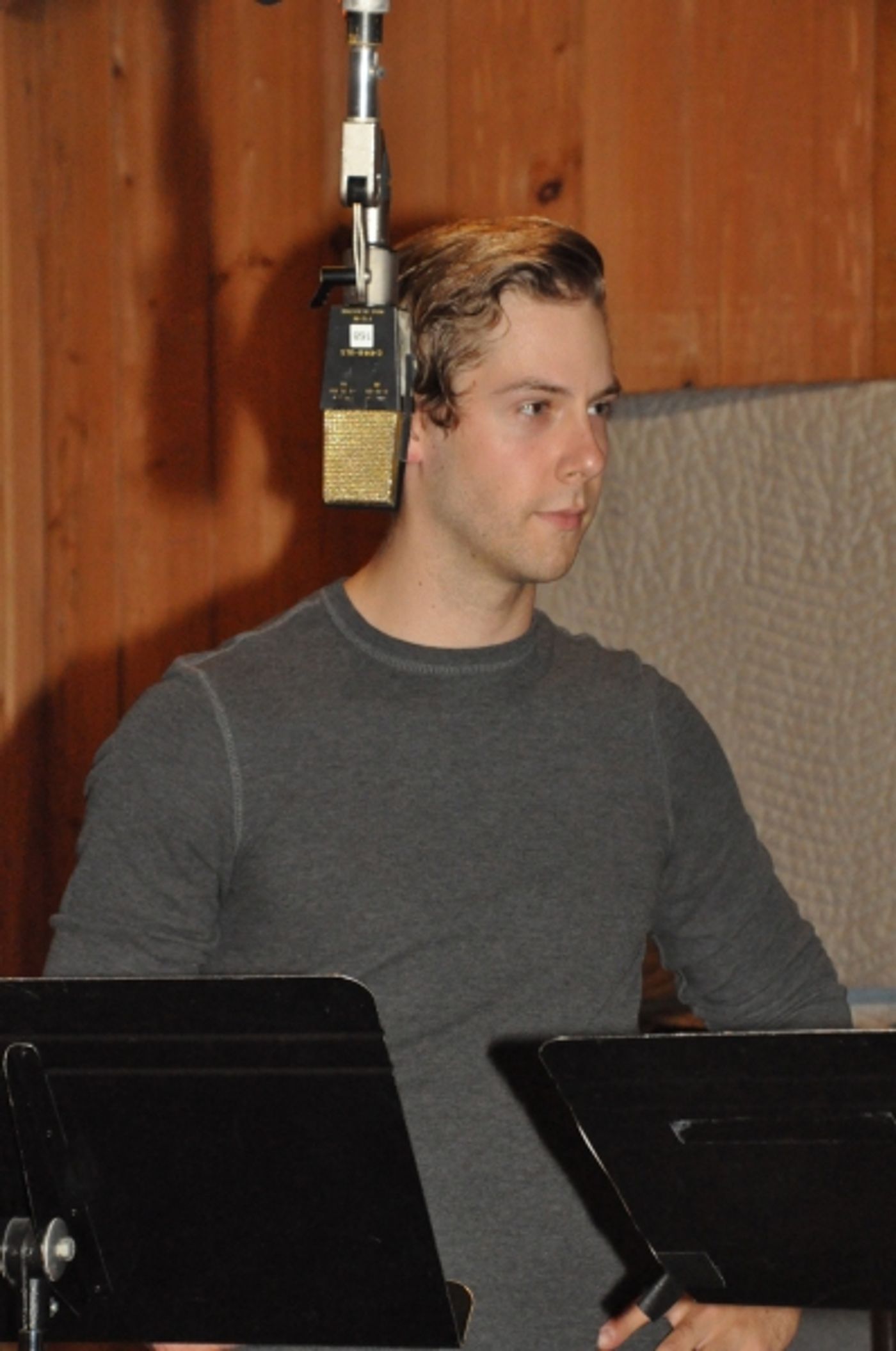 Exclusive Photo Coverage: Laura Osnes, Santino Fontana & CINDERELLA Cast Record Carols For A Cure Image