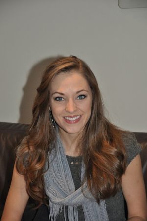 Laura Osnes @ BroadwayWorld Laura Osnes Photo