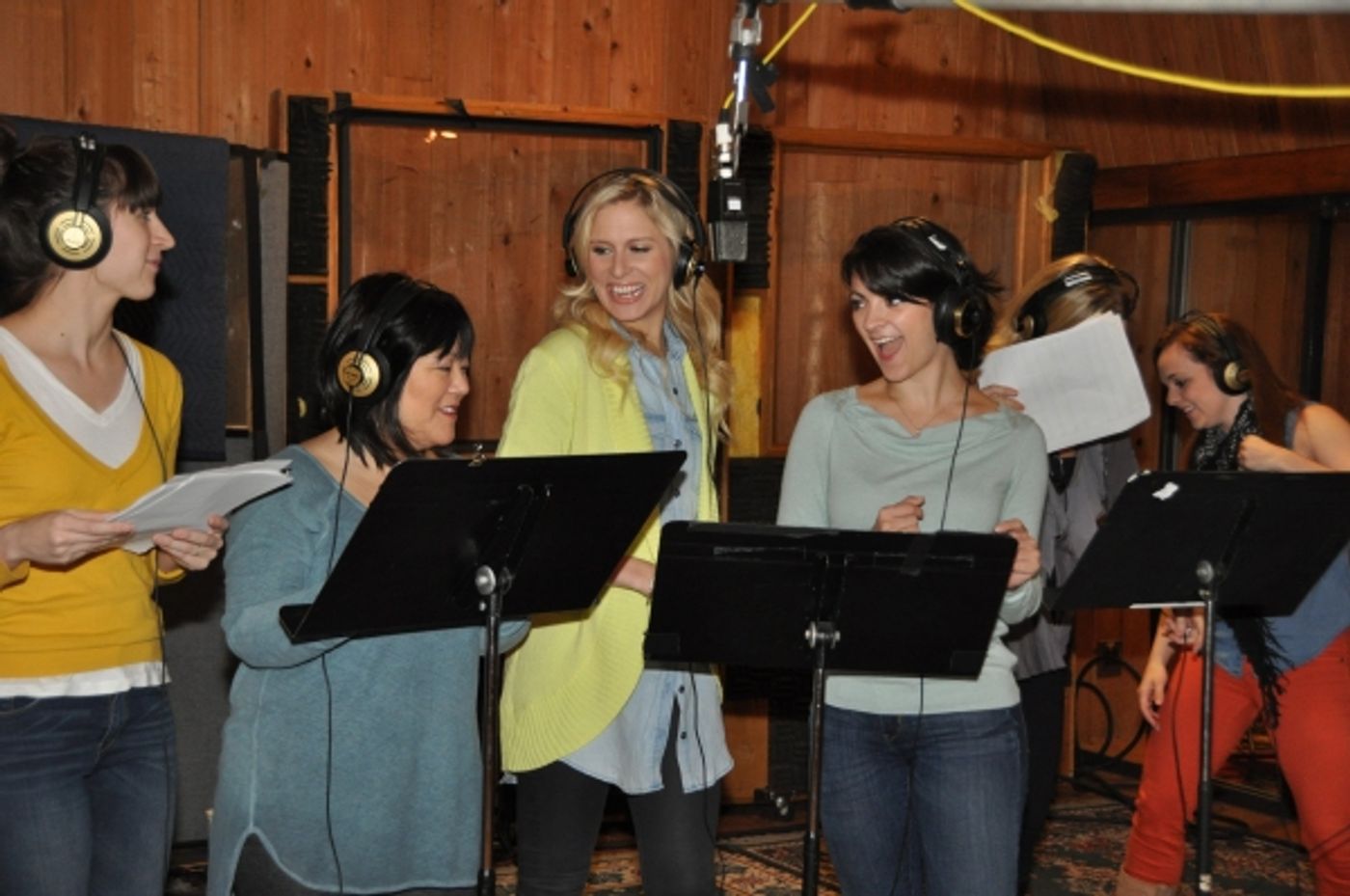 Exclusive Photo Coverage: Laura Osnes, Santino Fontana & CINDERELLA Cast Record Carols For A Cure Image