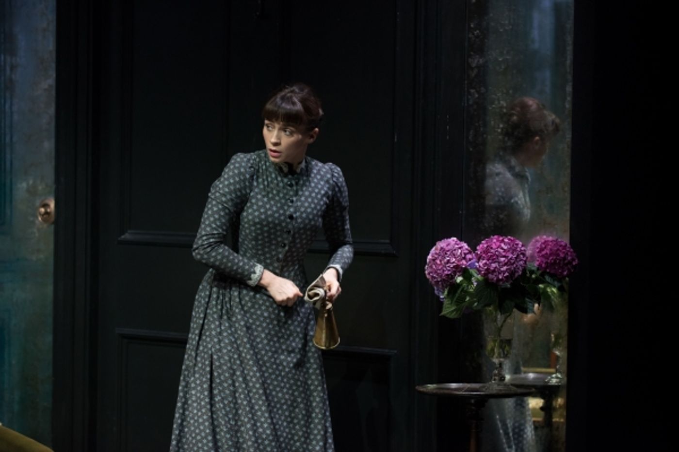 Photo Flash: First Look at Lesley Manville, Jack Lowden and More in GHOSTS at the Almeida Theatre  Image