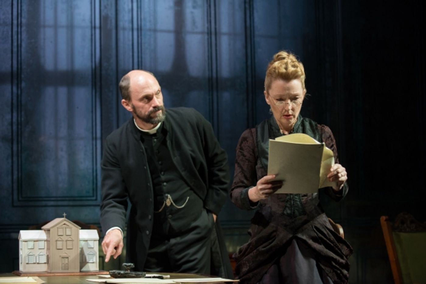 Photo Flash: First Look at Lesley Manville, Jack Lowden and More in GHOSTS at the Almeida Theatre  Image