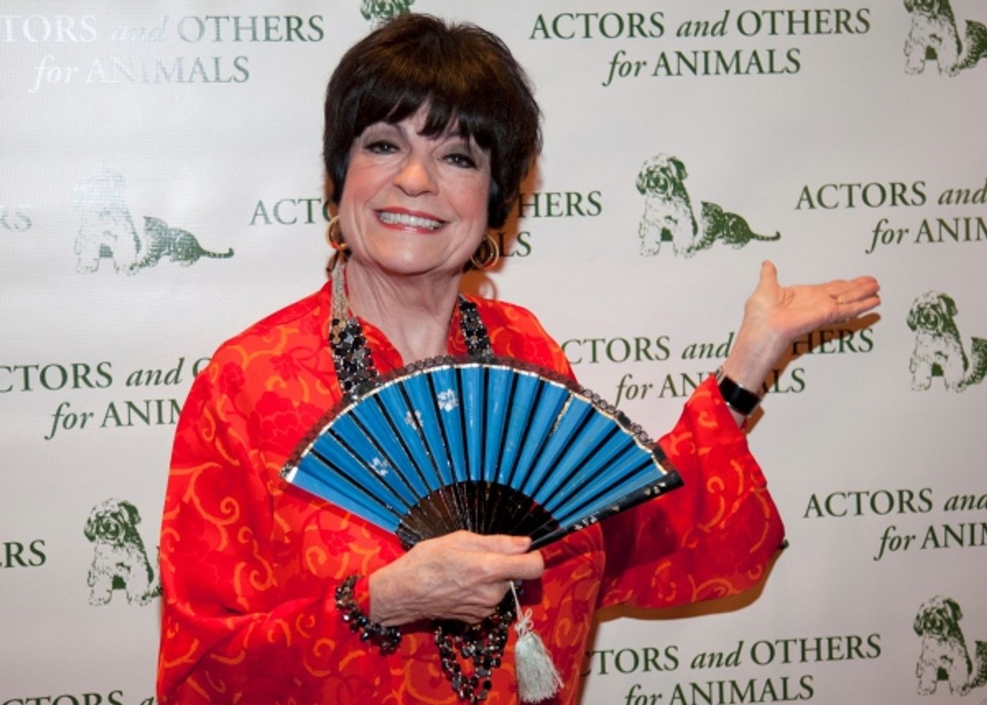 Photo Coverage: The Betty White Inspirational Award Goes to The Search Dog Foundation Image