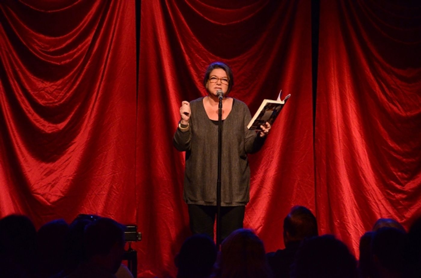 Photo Flash: Rachel Dratch, Michael Urie and More in CELEBRITY AUTOBIOGRAPHY at Stage 72  Image