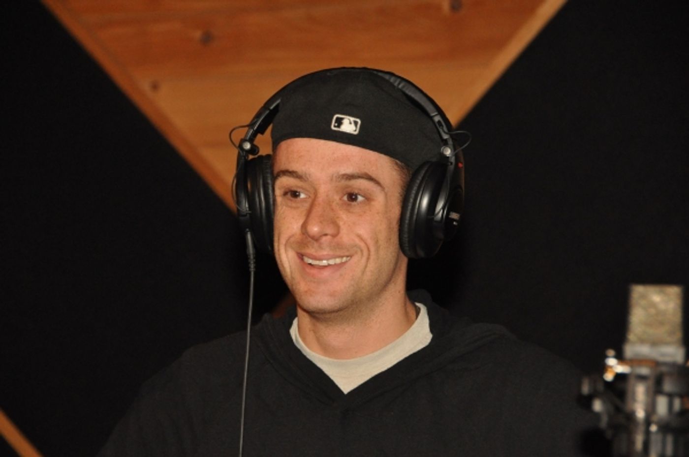 Exclusive Photo Coverage: ROCK OF AGES Cast Records for Carols For A Cure  Image