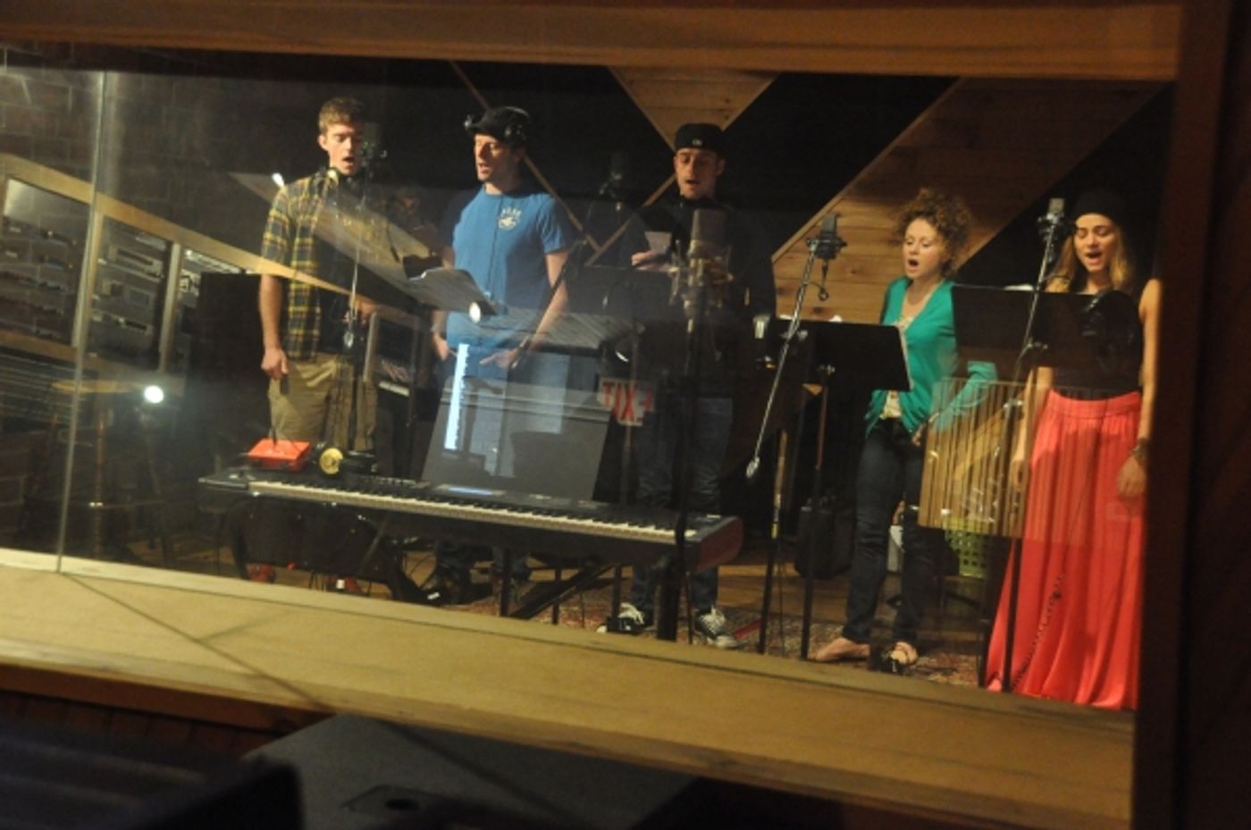 Exclusive Photo Coverage: ROCK OF AGES Cast Records for Carols For A Cure  Image