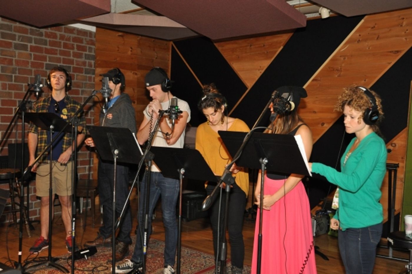 Exclusive Photo Coverage: ROCK OF AGES Cast Records for Carols For A Cure  Image