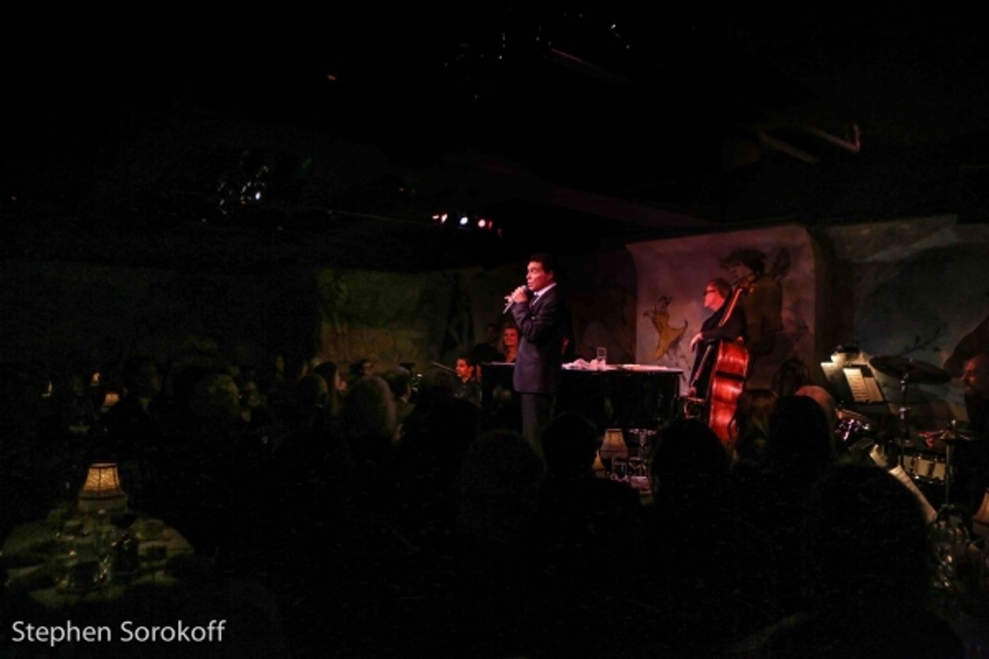 Photo Coverage: Clint Holmes Returns To Cafe Carlyle with STOP THIS TRAIN  Image