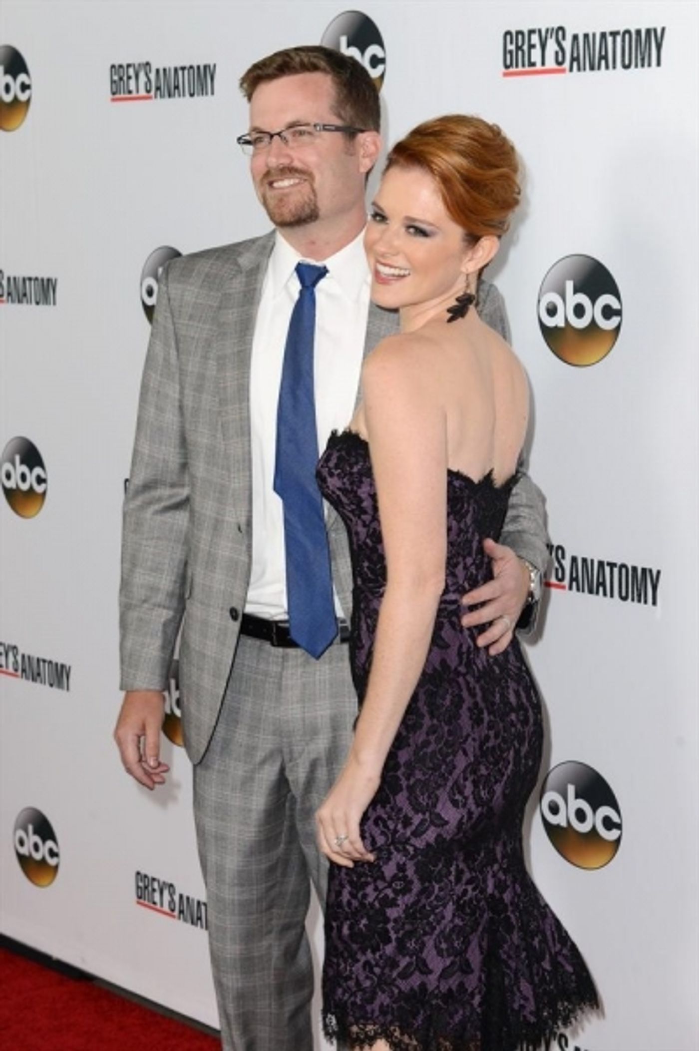 Photo Flash: Cast of ABC's GREY'S ANATOMY Celebrates Milestone 200th Episode Tonight  Image