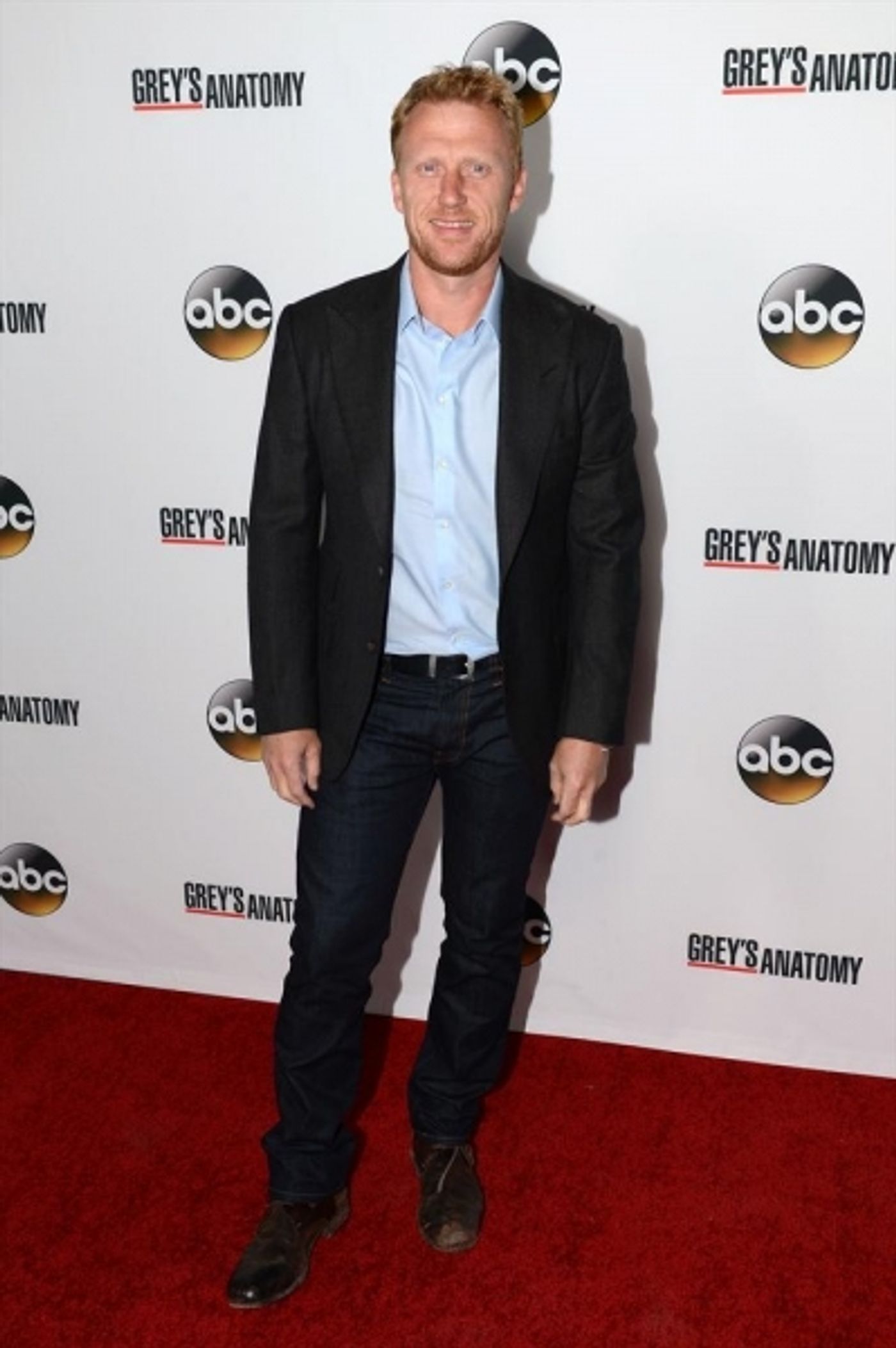 Photo Flash: Cast of ABC's GREY'S ANATOMY Celebrates Milestone 200th Episode Tonight  Image