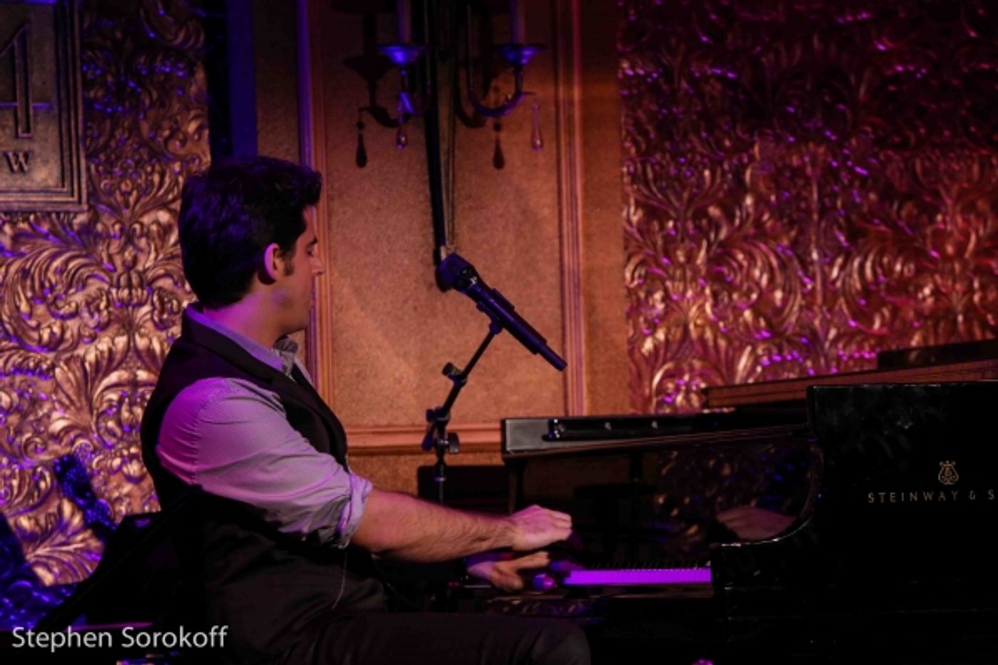 Photo Coverage: Tony DeSare Brings MY GENERATION: THE CONTEMPROARY AMERICAN SONGBOOK to 54 Below  Image