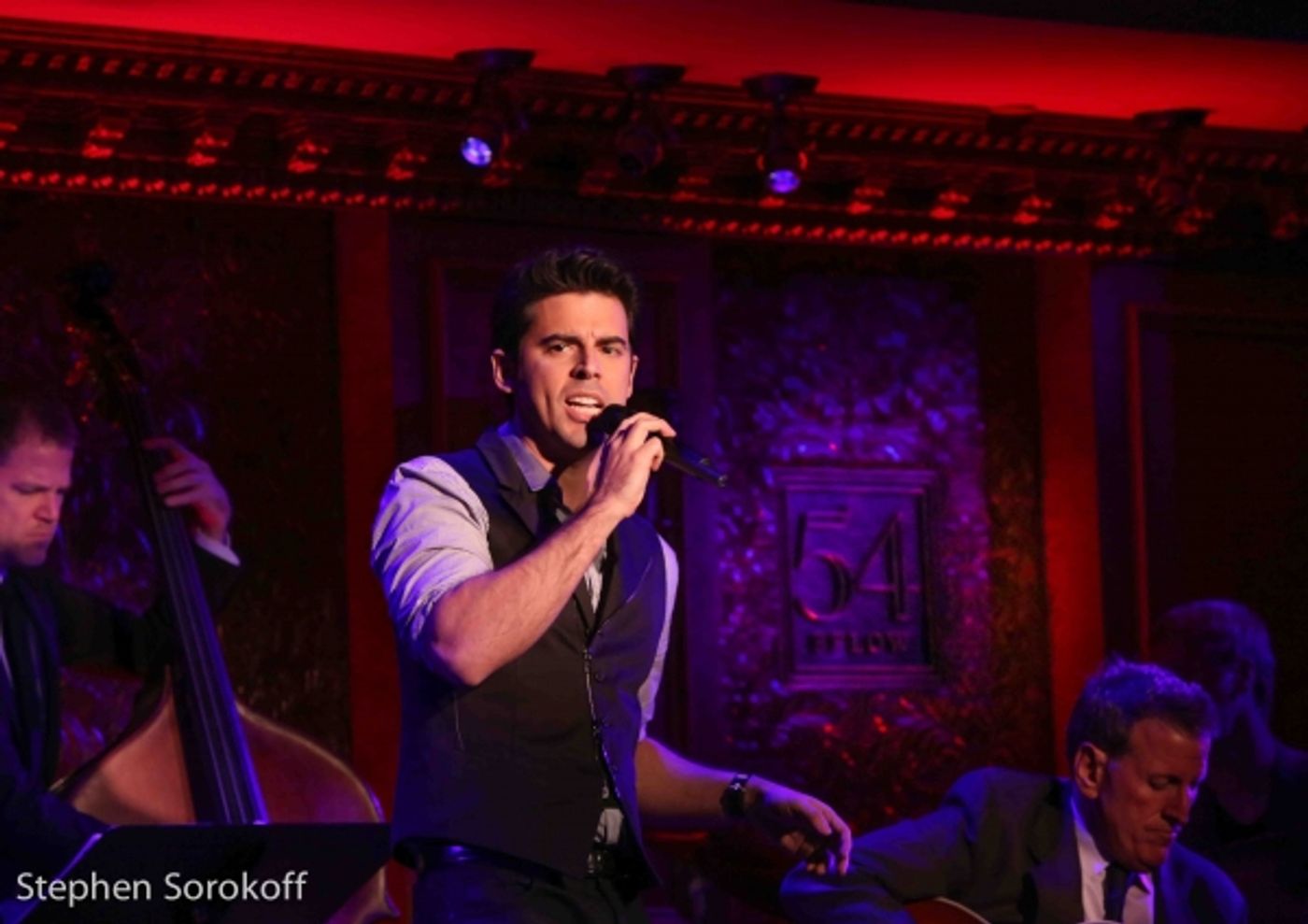 Photo Coverage: Tony DeSare Brings MY GENERATION: THE CONTEMPROARY AMERICAN SONGBOOK to 54 Below  Image