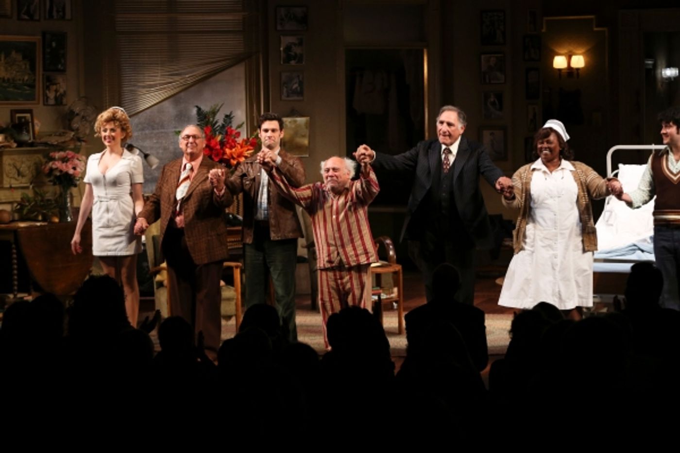 Photo Flash: Danny DeVito & Judd Hirsch Take First Bows in CTG's THE SUNSHINE BOYS; Plus Arrivals & Opening Night Celebration!  Image